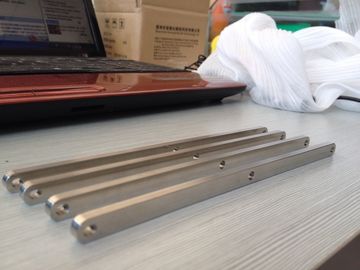 Aangepaste Delen CNC die van het Aluminiummetaal de draaiende draaibankdienst machinaal bewerken leverancier
